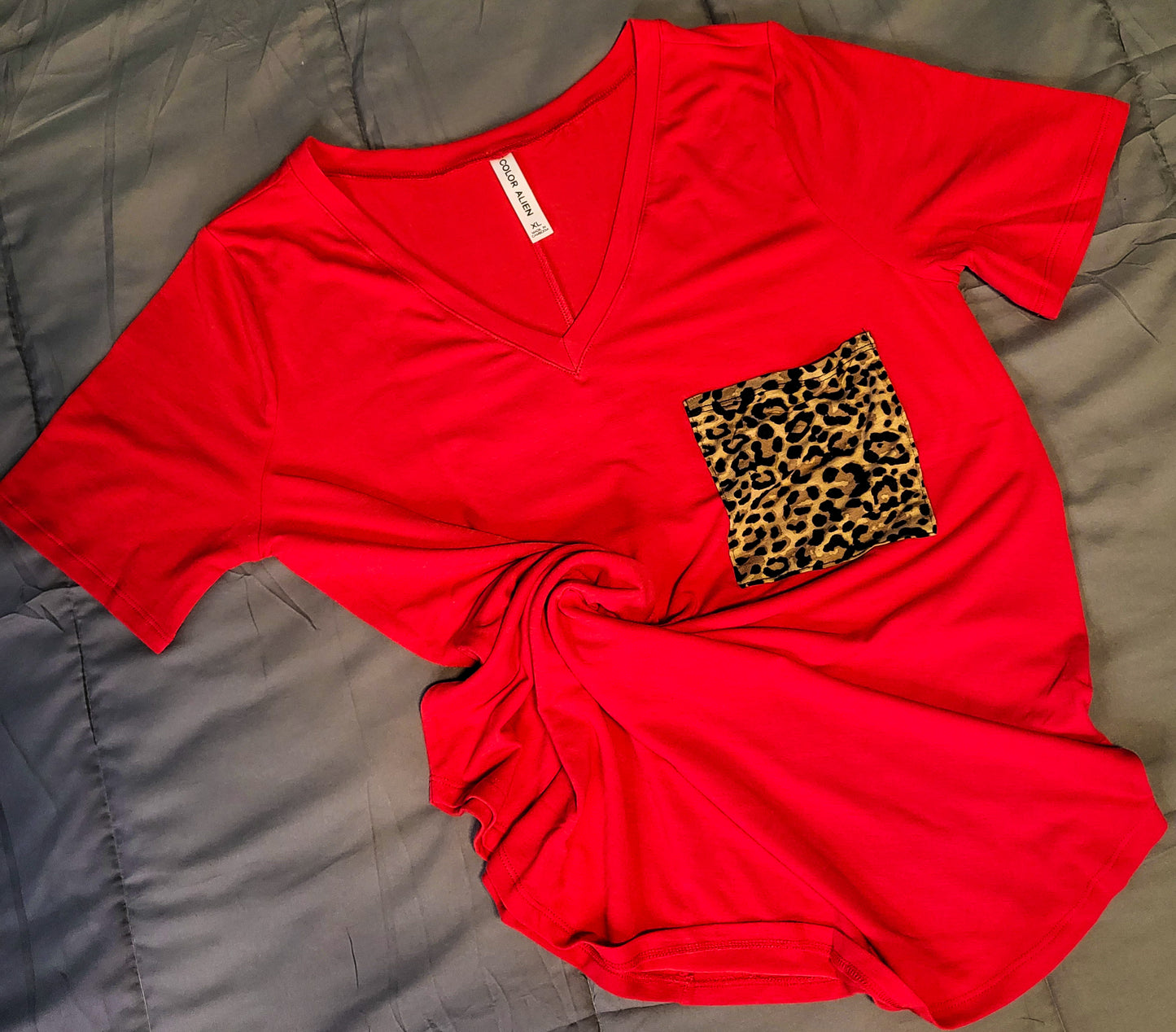 Liza Leopard-Pocket Top